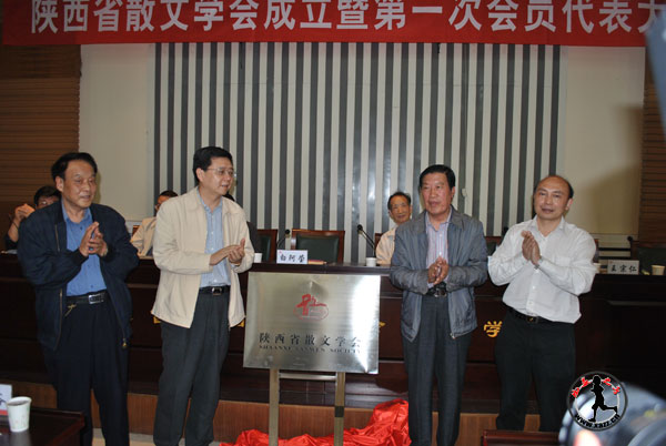 20110523215906618.jpg